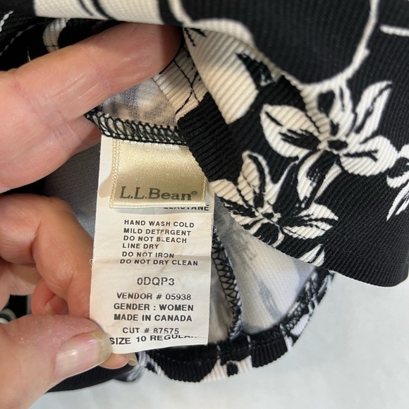 L.L. Bean Tankini Top Black White Floral Print Ribbed Built In Bra Size 10 - Picture 5 of 5